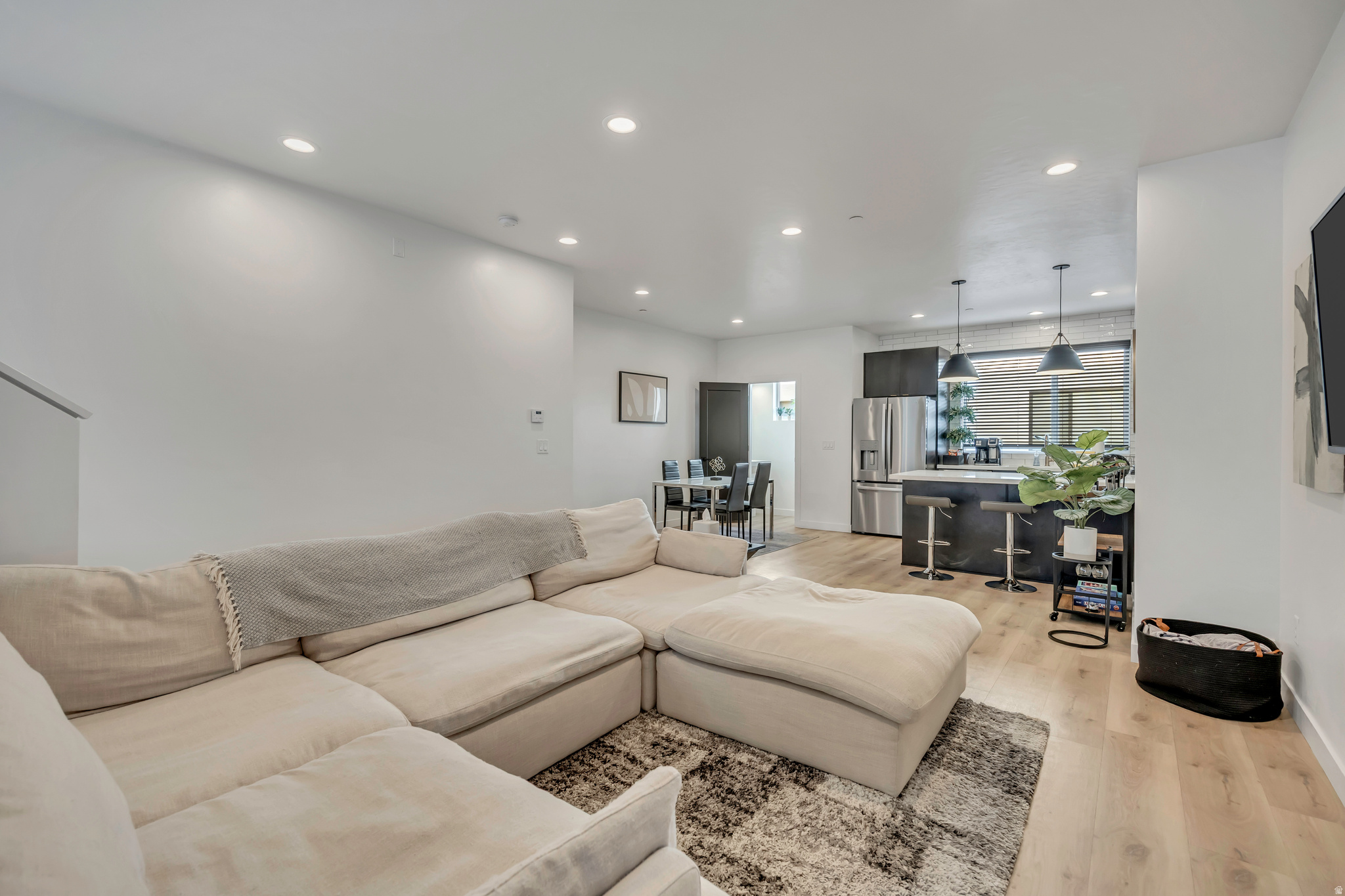 THE MARY - Residential