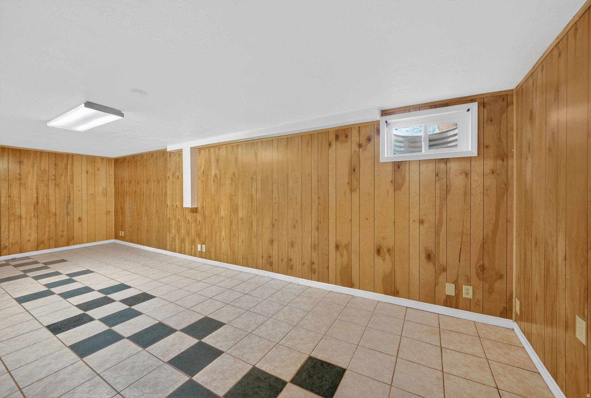 CAMELOT - Residential