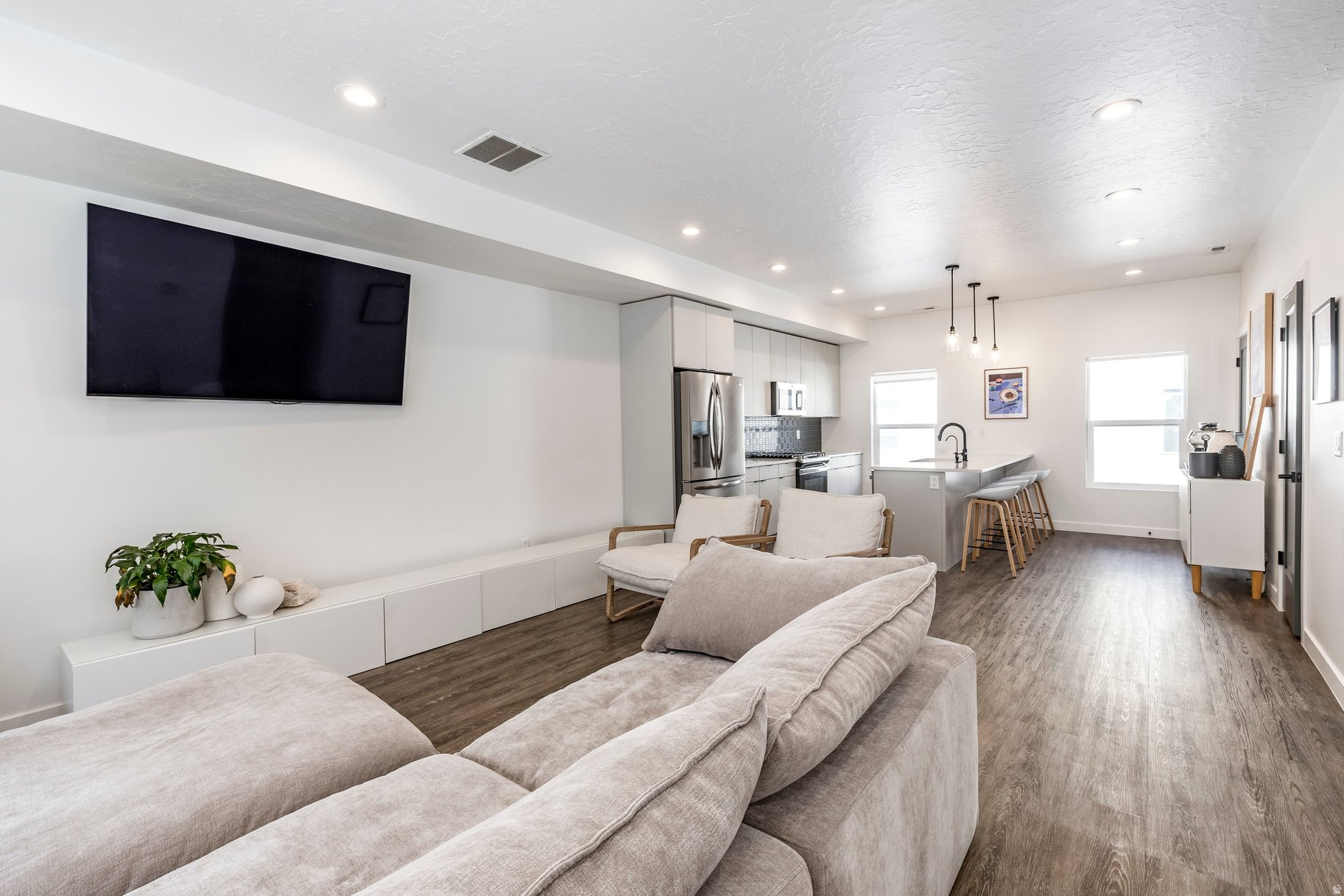 WINNIE - Residential