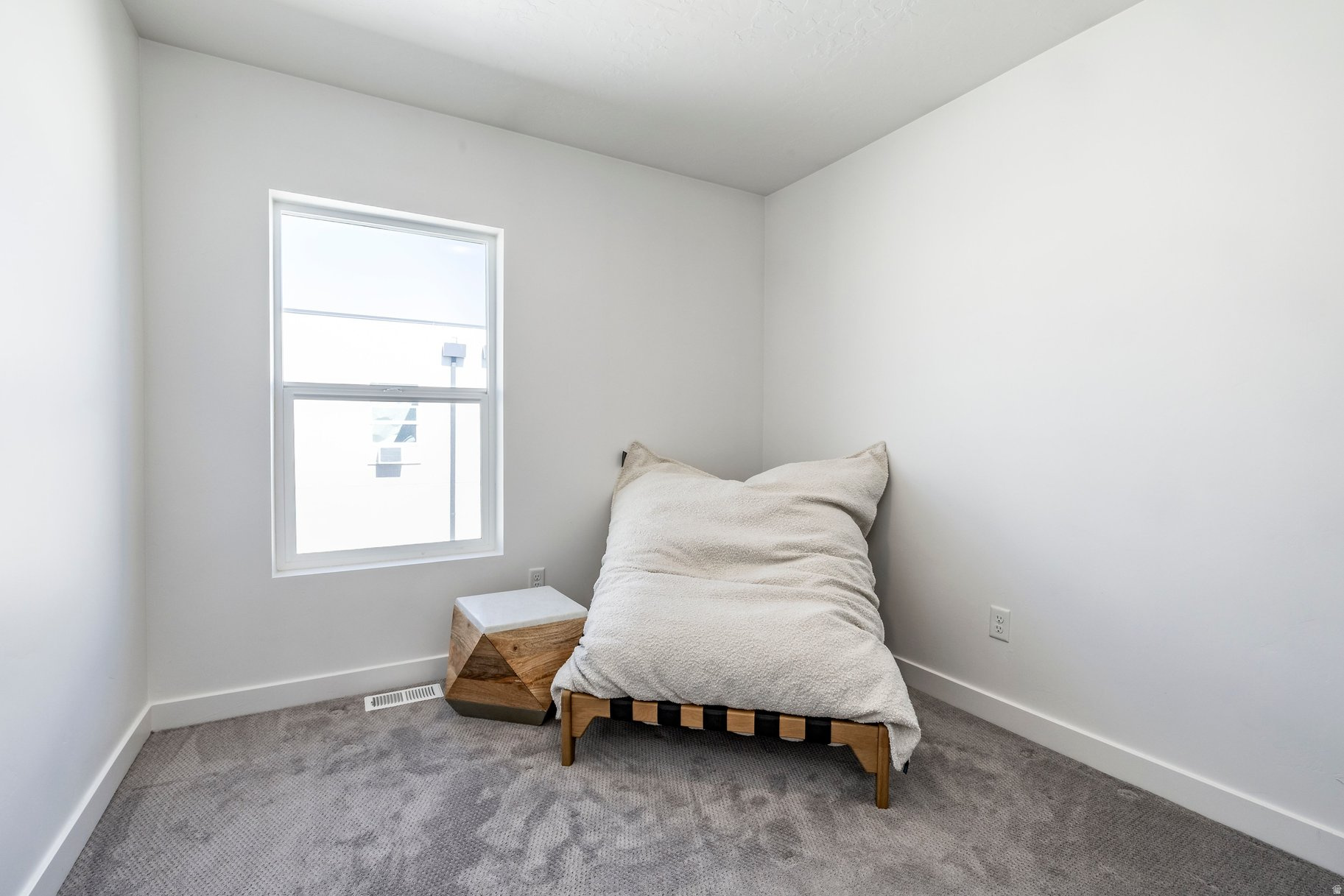 WINNIE - Residential