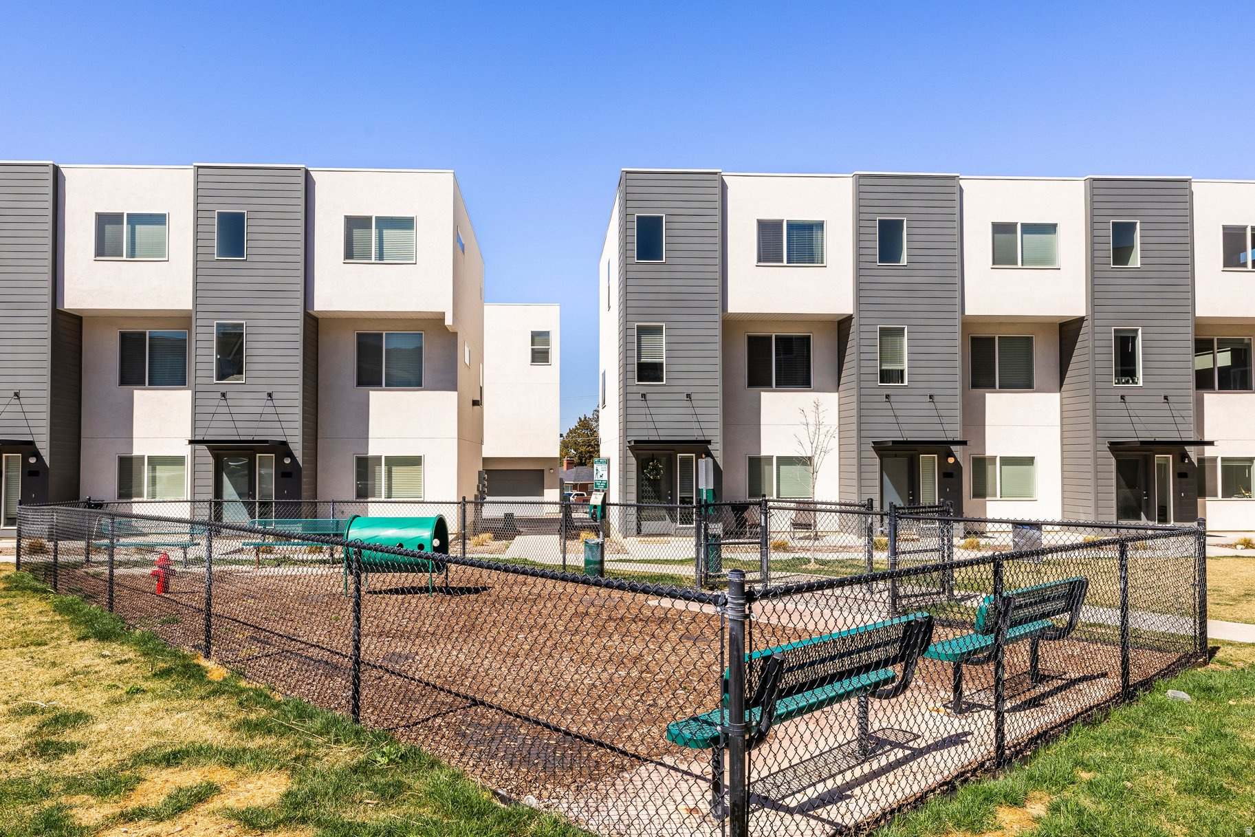 WINNIE - Residential