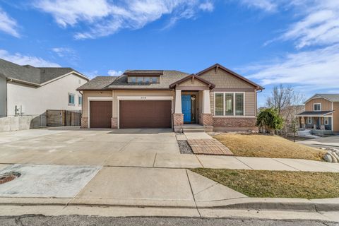 Photo of 2158 E BALD EAGLE CT S, Draper (UT Cnty), UT 84020 (MLS # 2144228)