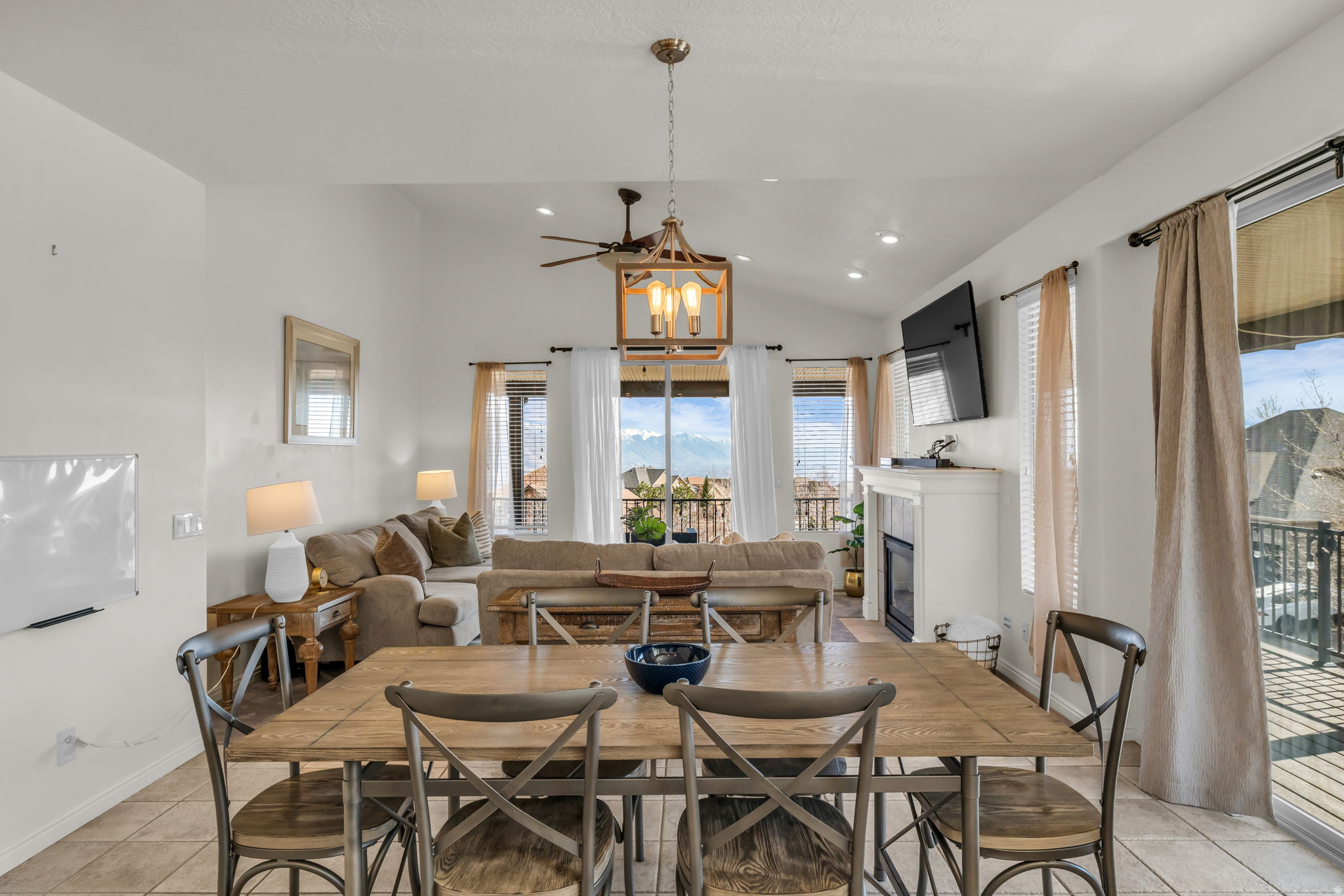 EAGLE CREST 1 - Residential