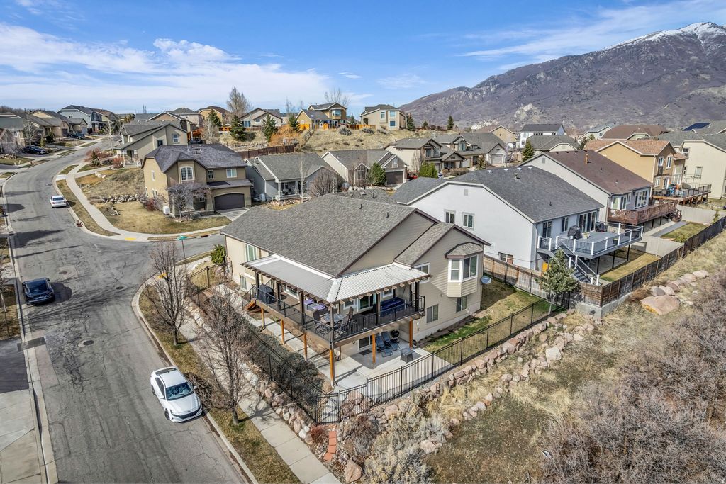 Photo of 2158 E BALD EAGLE CT S, Draper (UT Cnty), UT 84020 (MLS # 2144228)