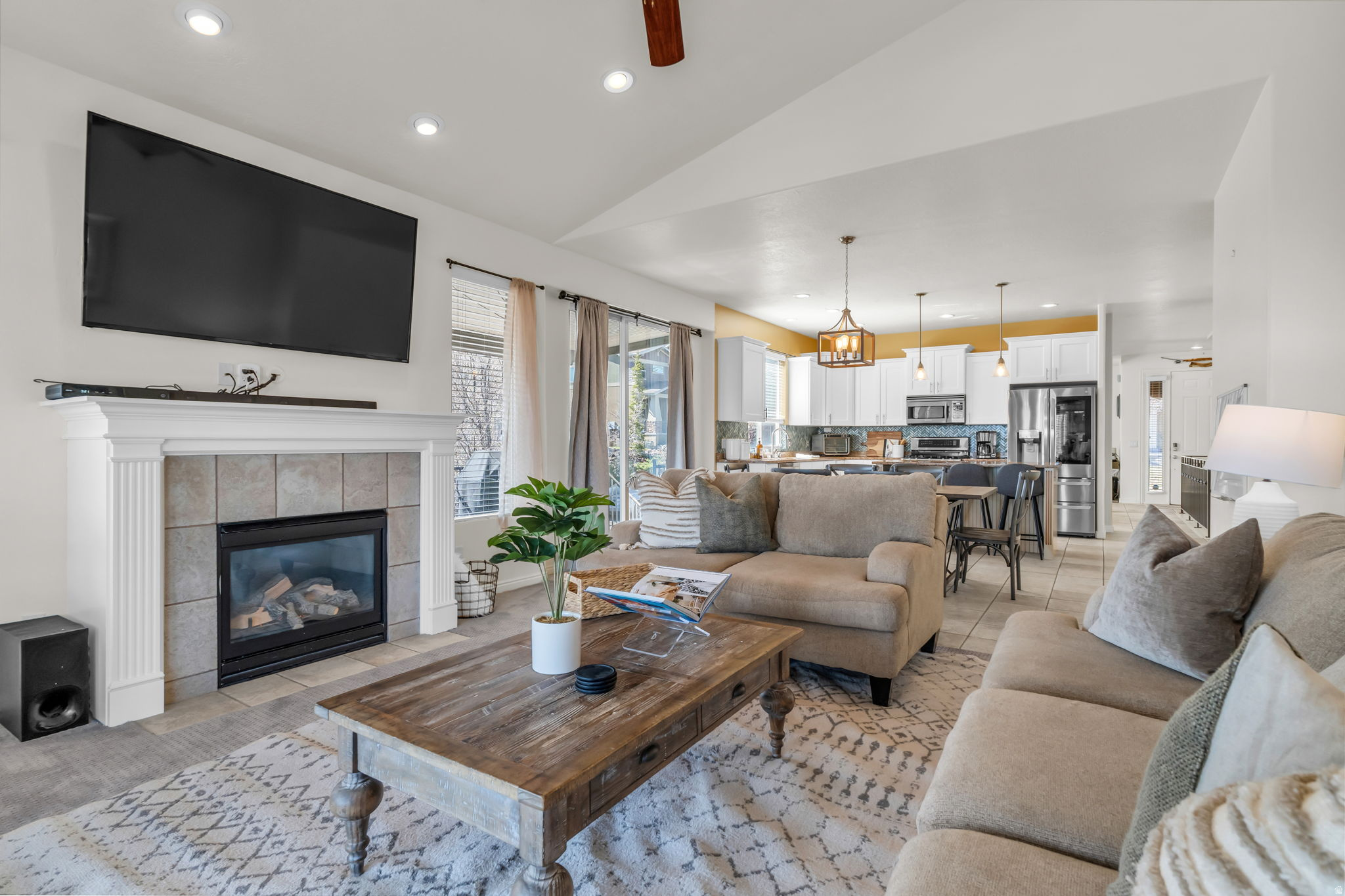 EAGLE CREST 1 - Residential