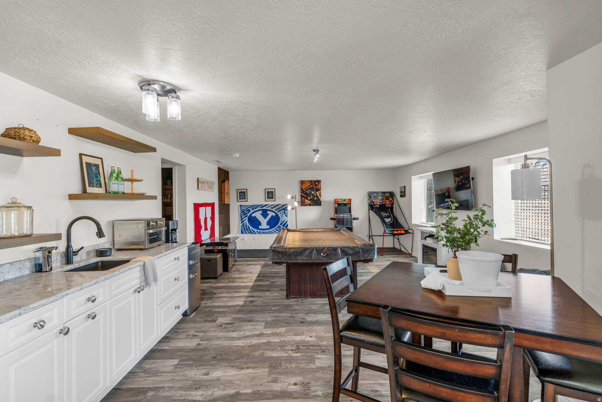 EAGLE CREST 1 - Residential