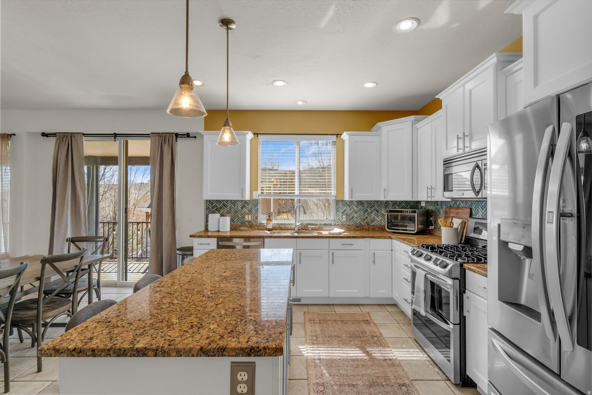 EAGLE CREST 1 - Residential