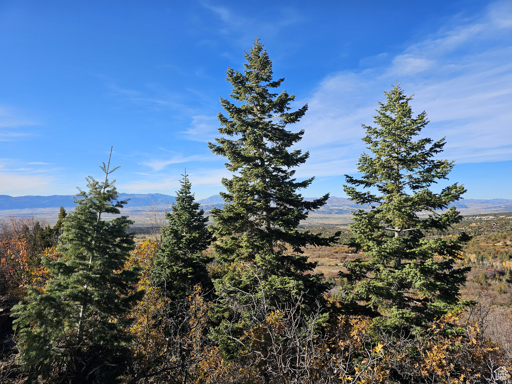 Photo 1 of 9 — 17 PINE CREST DR, Mt Pleasant, UT 84647