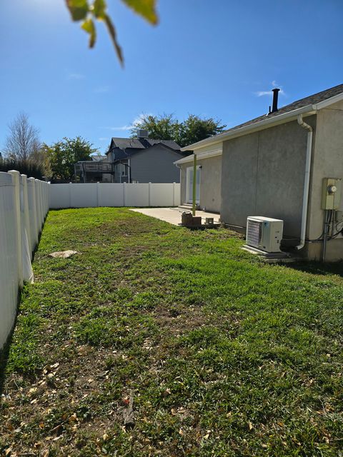 Tiny photo for 3435 S 5020 W, West Valley City, UT 84120 (MLS # 2121284)