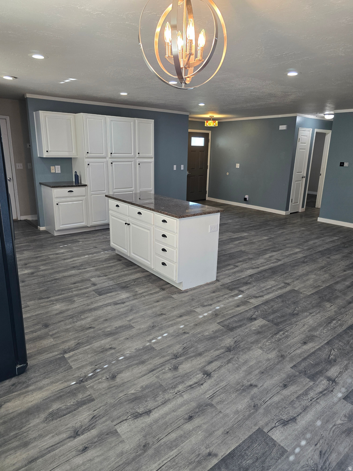 BROOKHAVEN - Residential