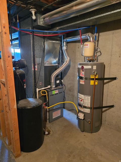 Tiny photo for 3435 S 5020 W, West Valley City, UT 84120 (MLS # 2121284)