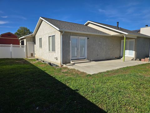 Tiny photo for 3435 S 5020 W, West Valley City, UT 84120 (MLS # 2121284)