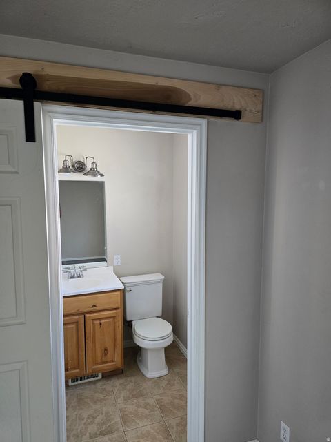 Tiny photo for 3435 S 5020 W, West Valley City, UT 84120 (MLS # 2121284)