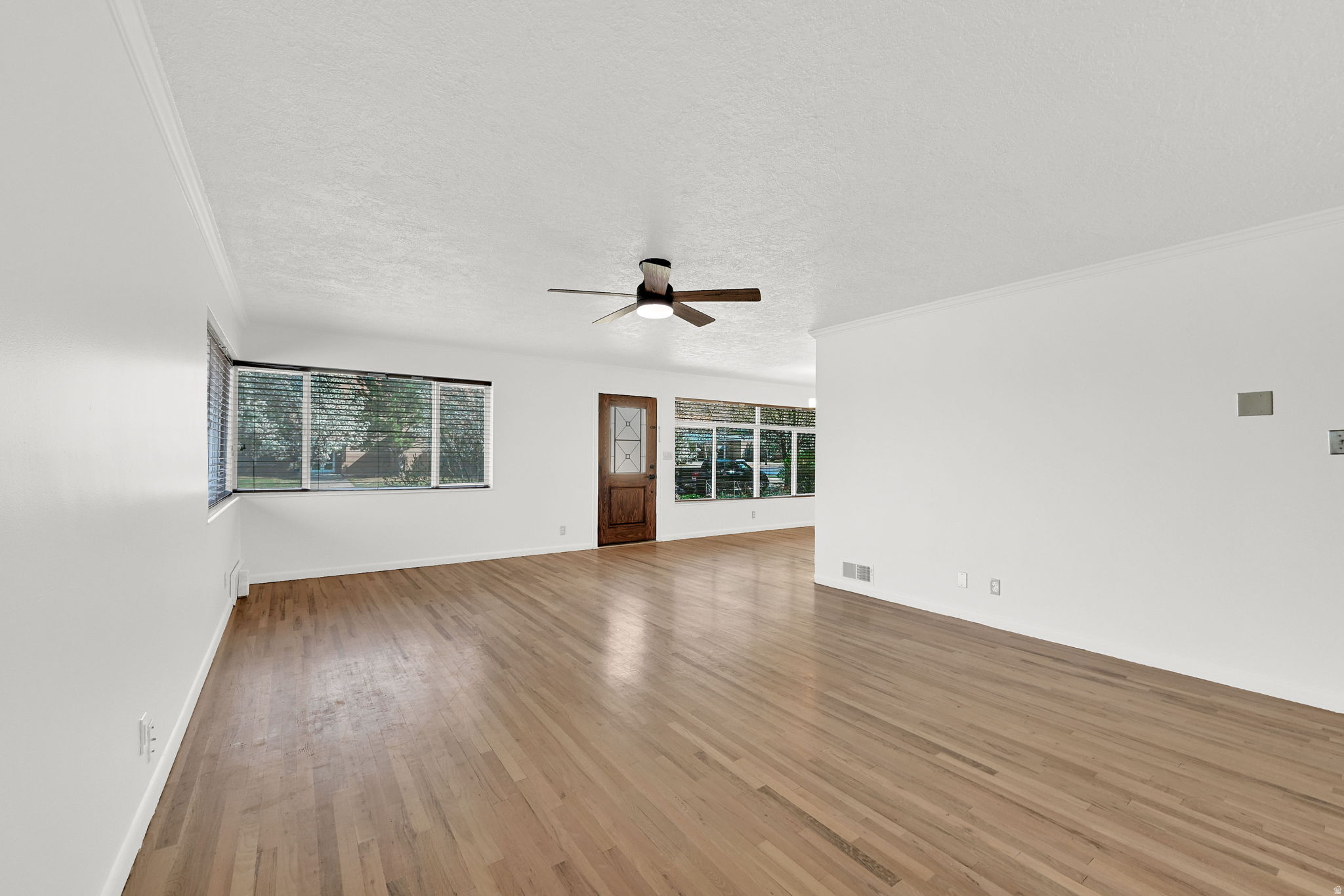 HUNTER HILL - Residential