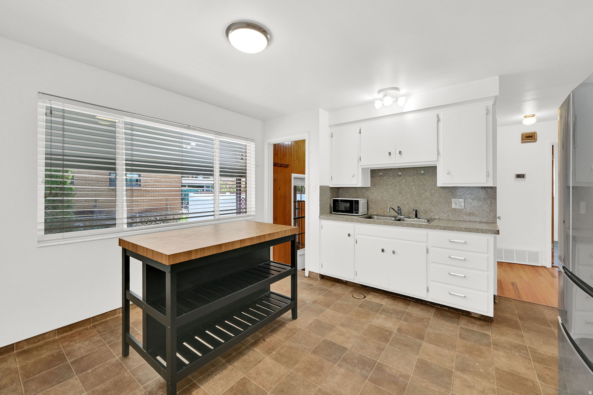 HUNTER HILL - Residential