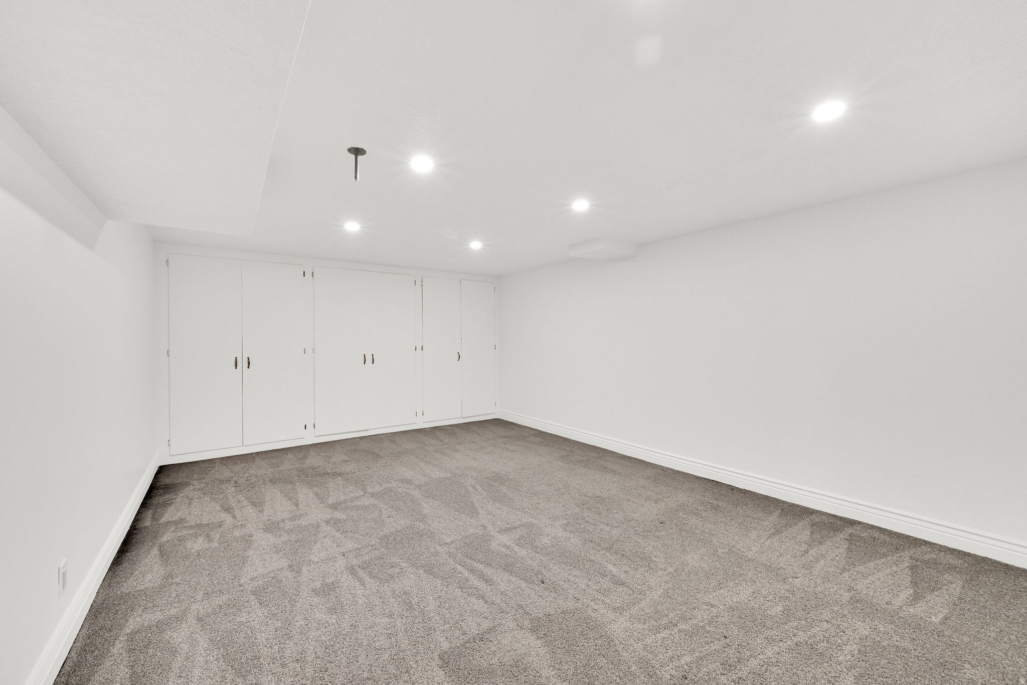 HUNTER HILL - Residential