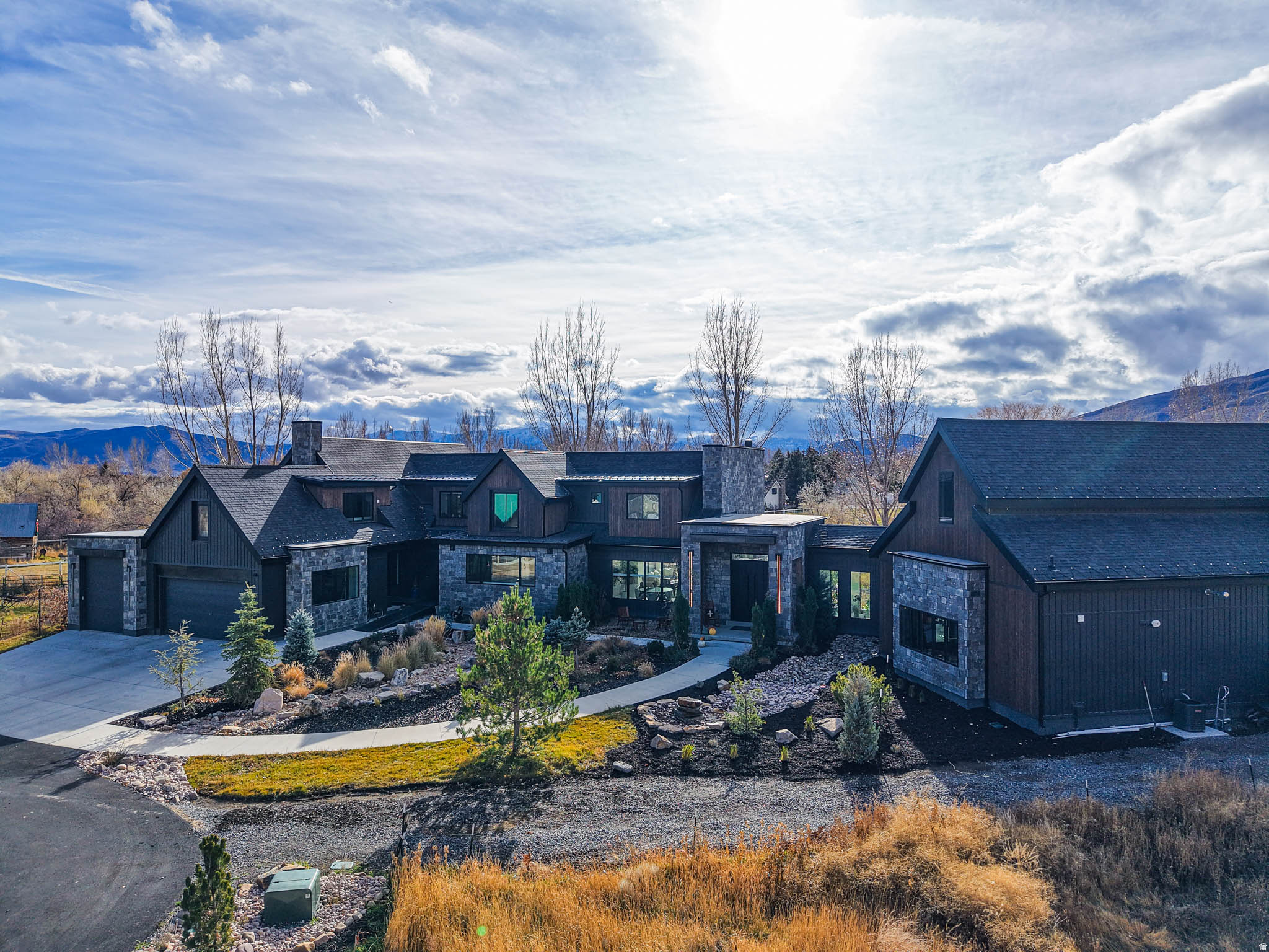 MIDWAY FARMS - Residential