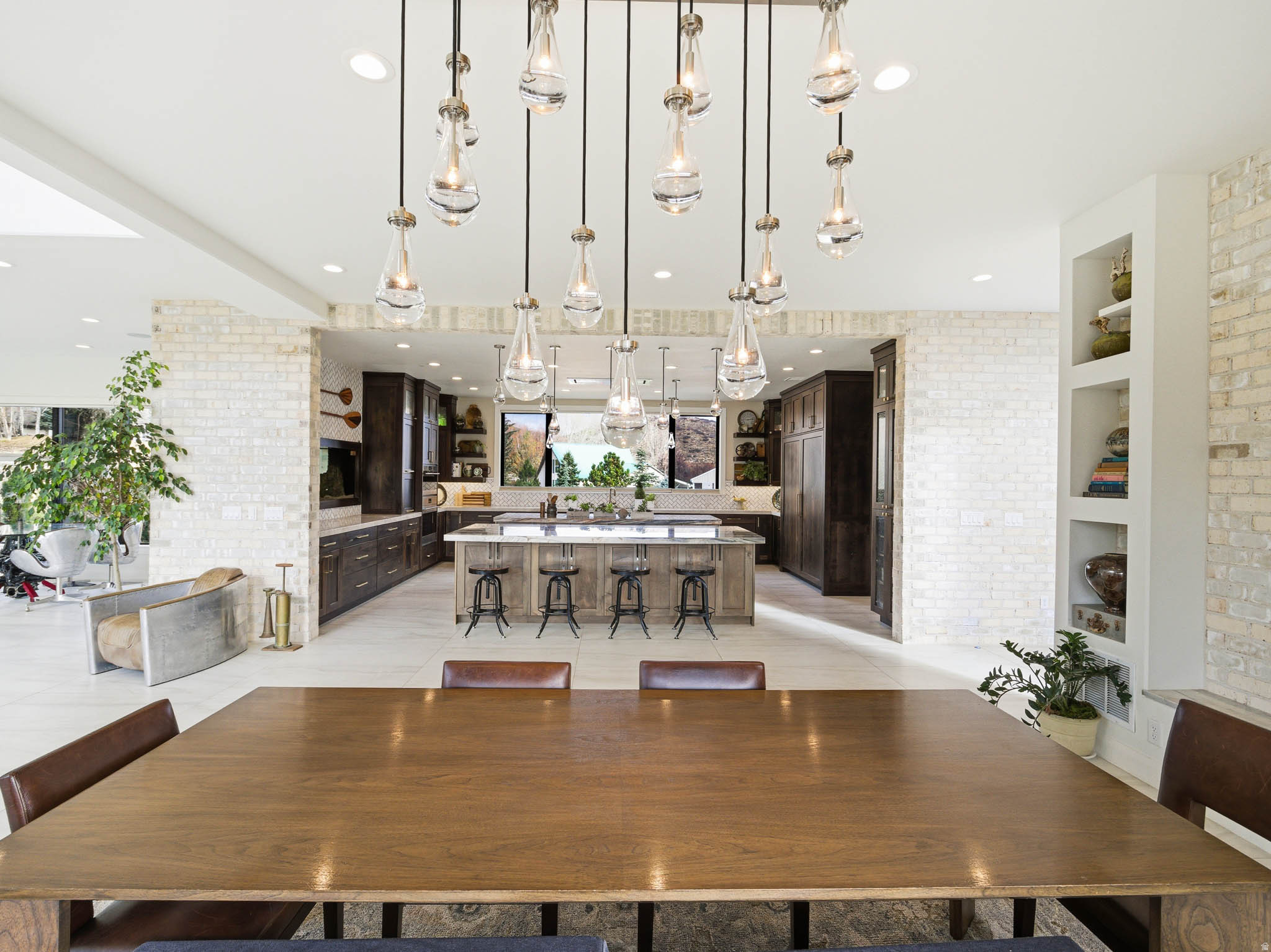 MIDWAY FARMS - Residential