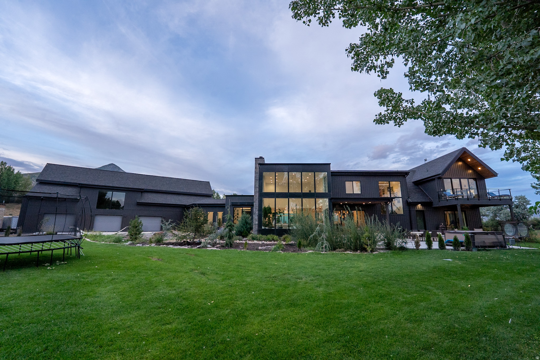 MIDWAY FARMS - Residential