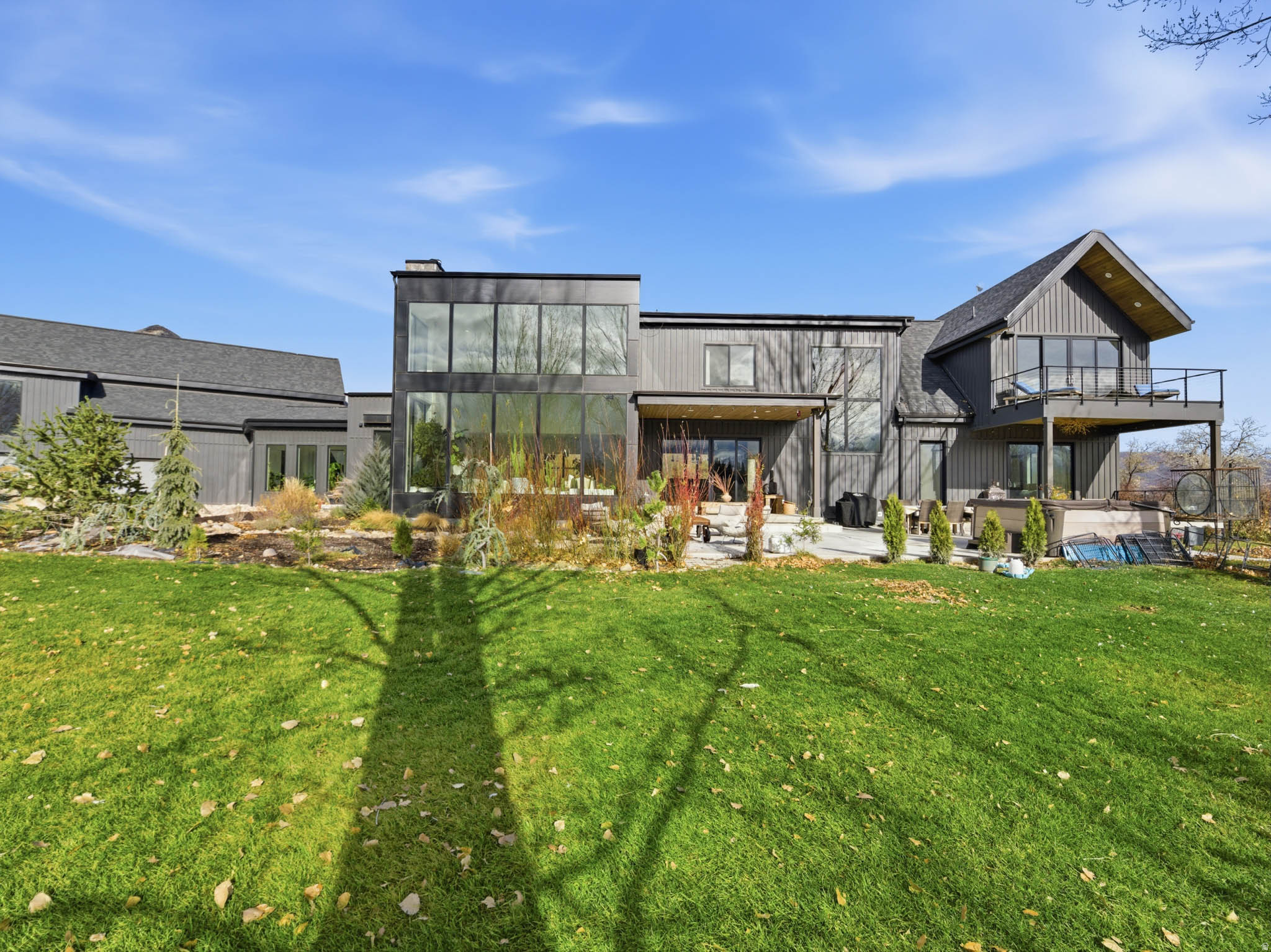 MIDWAY FARMS - Residential