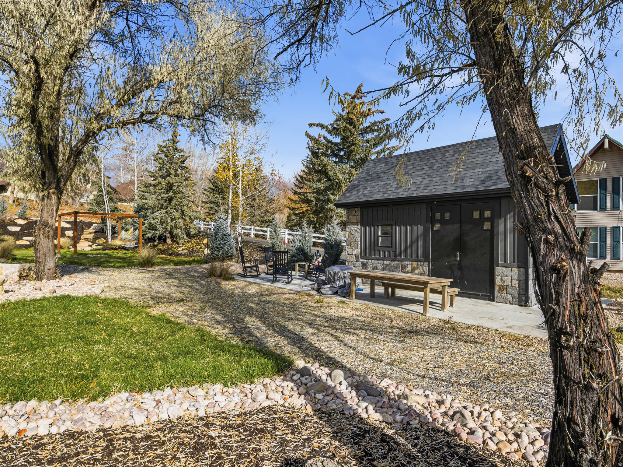 MIDWAY FARMS - Residential