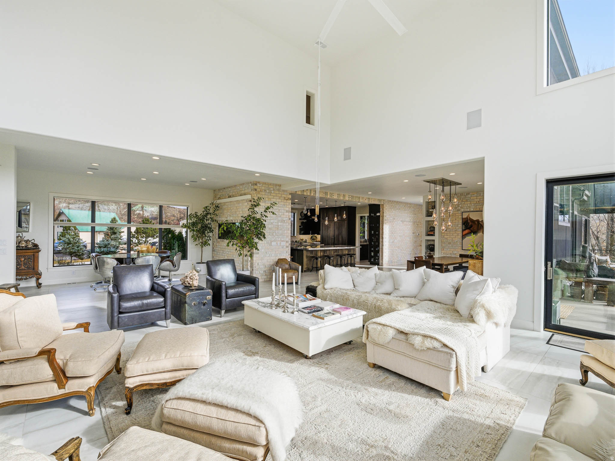 MIDWAY FARMS - Residential