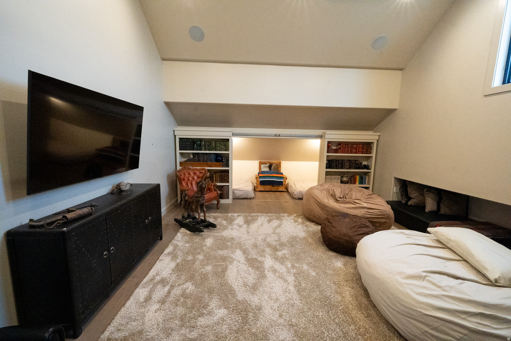 MIDWAY FARMS - Residential