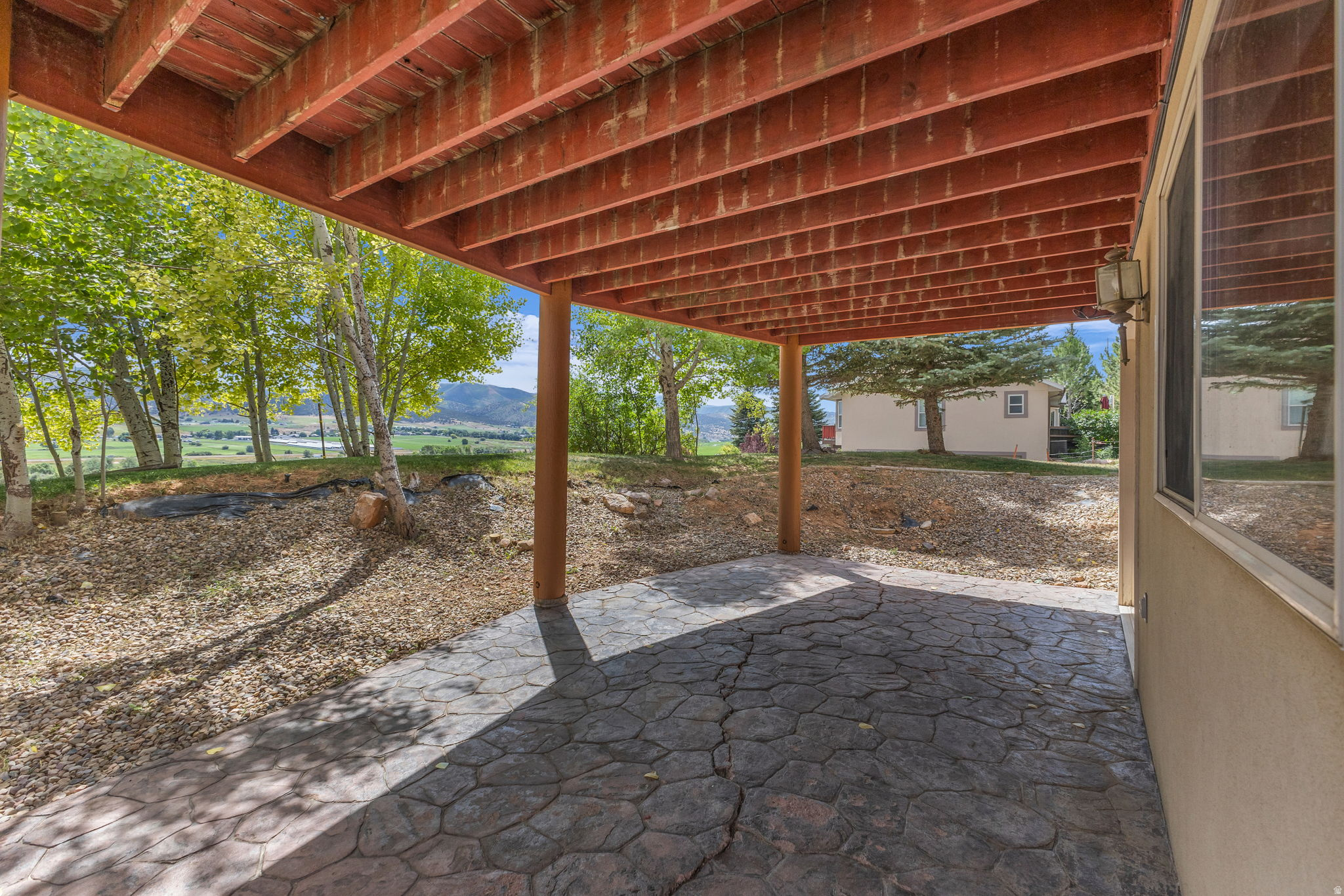 NORTH SUMMIT - Residential