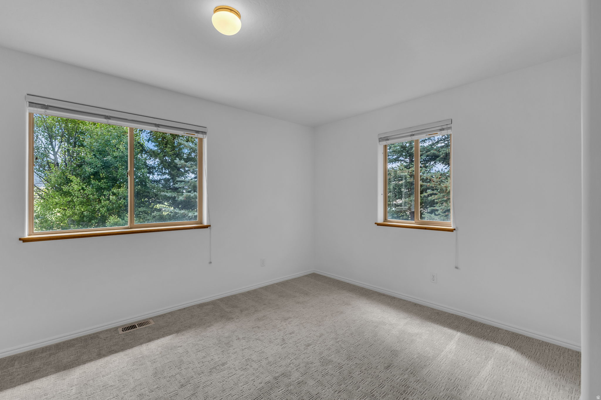 NORTH SUMMIT - Residential