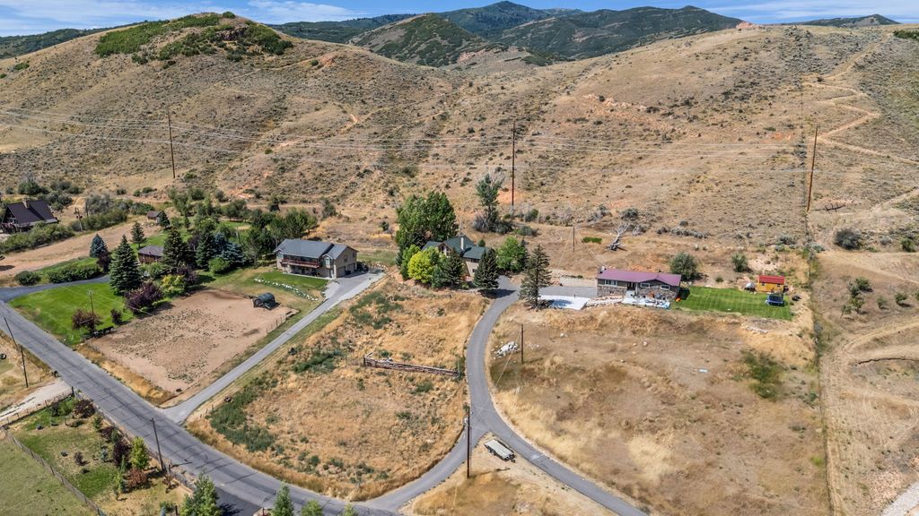 Photo of 874 S WEST HOYTSVILLE RD, Hoytsville, UT 84017 (MLS # 2138817)