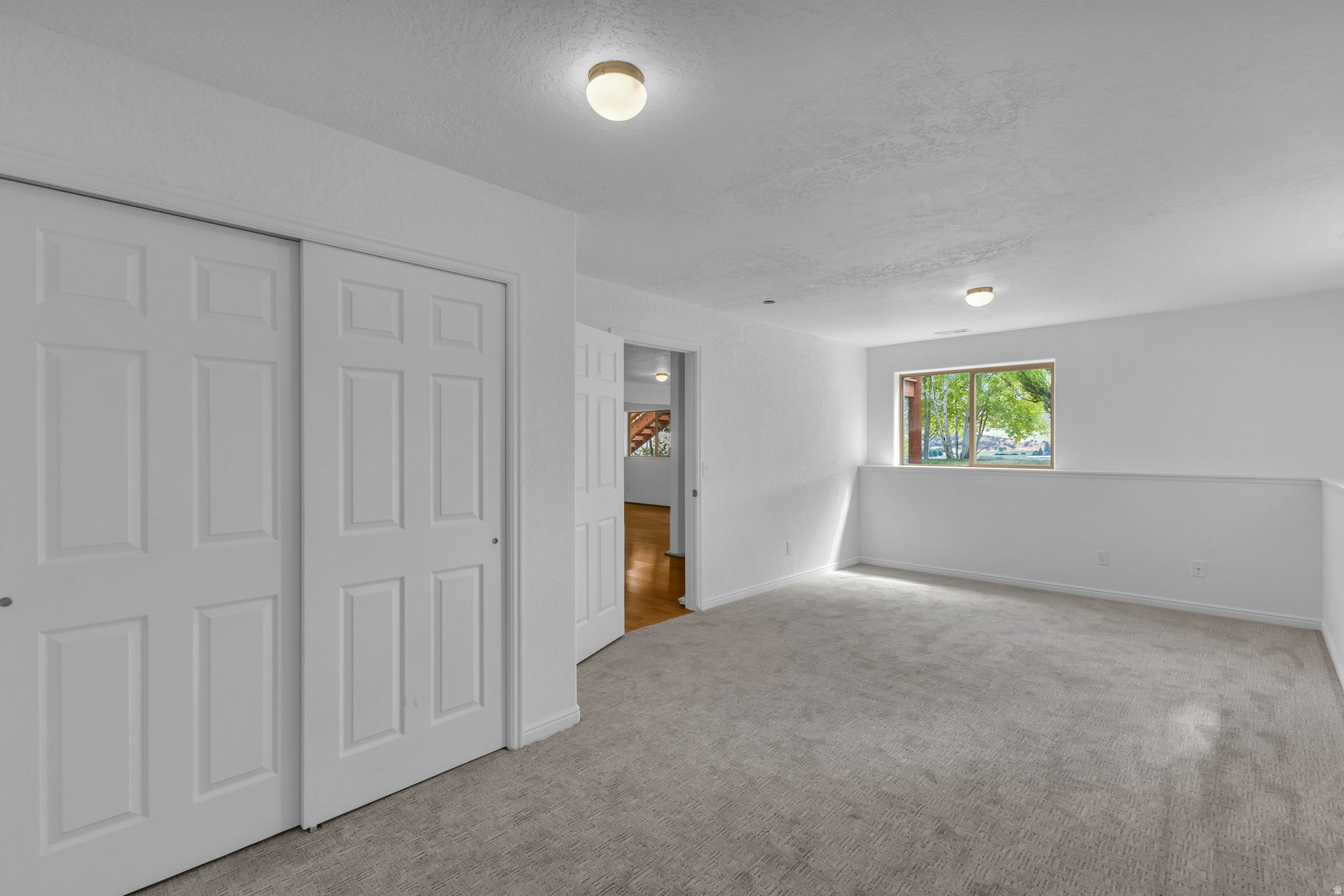 NORTH SUMMIT - Residential