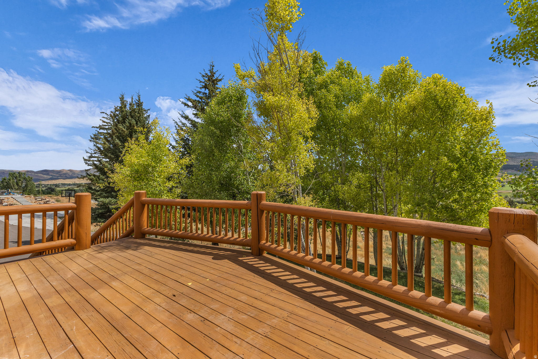 NORTH SUMMIT - Residential