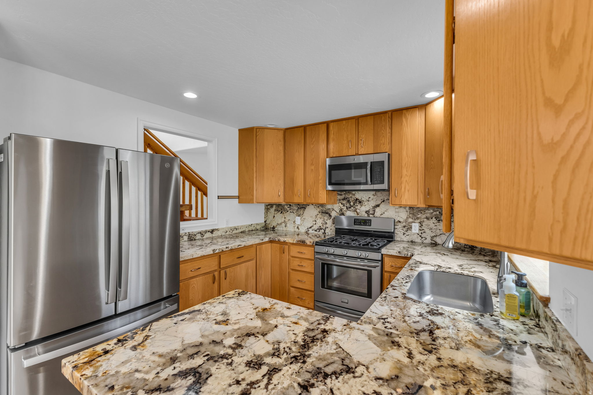 NORTH SUMMIT - Residential