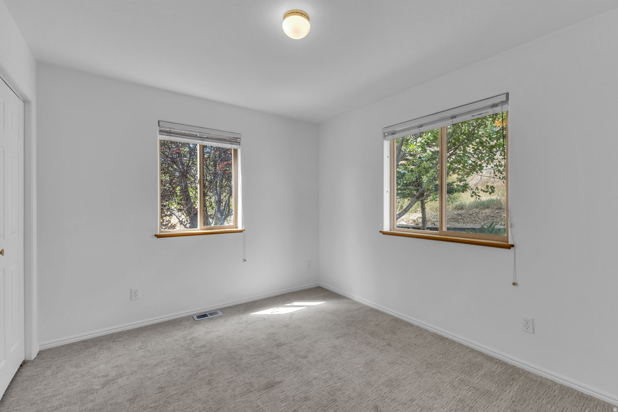 NORTH SUMMIT - Residential