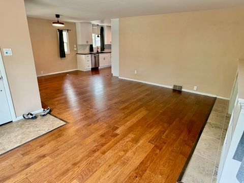 Tiny photo for 2742 S BEVERLY ST E, Salt Lake City, UT 84106 (MLS # 2150810)