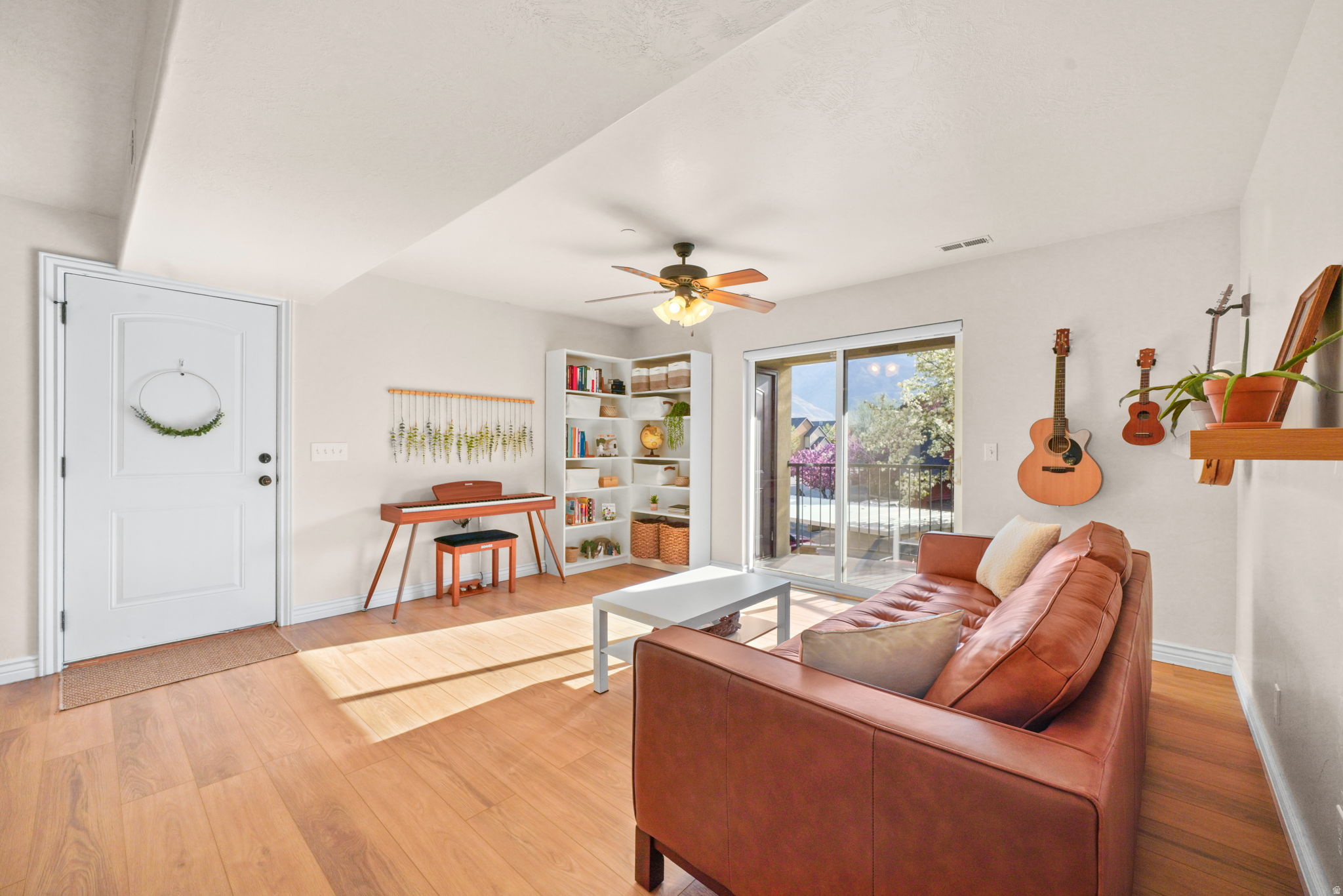 MAPLEWOOD - Residential