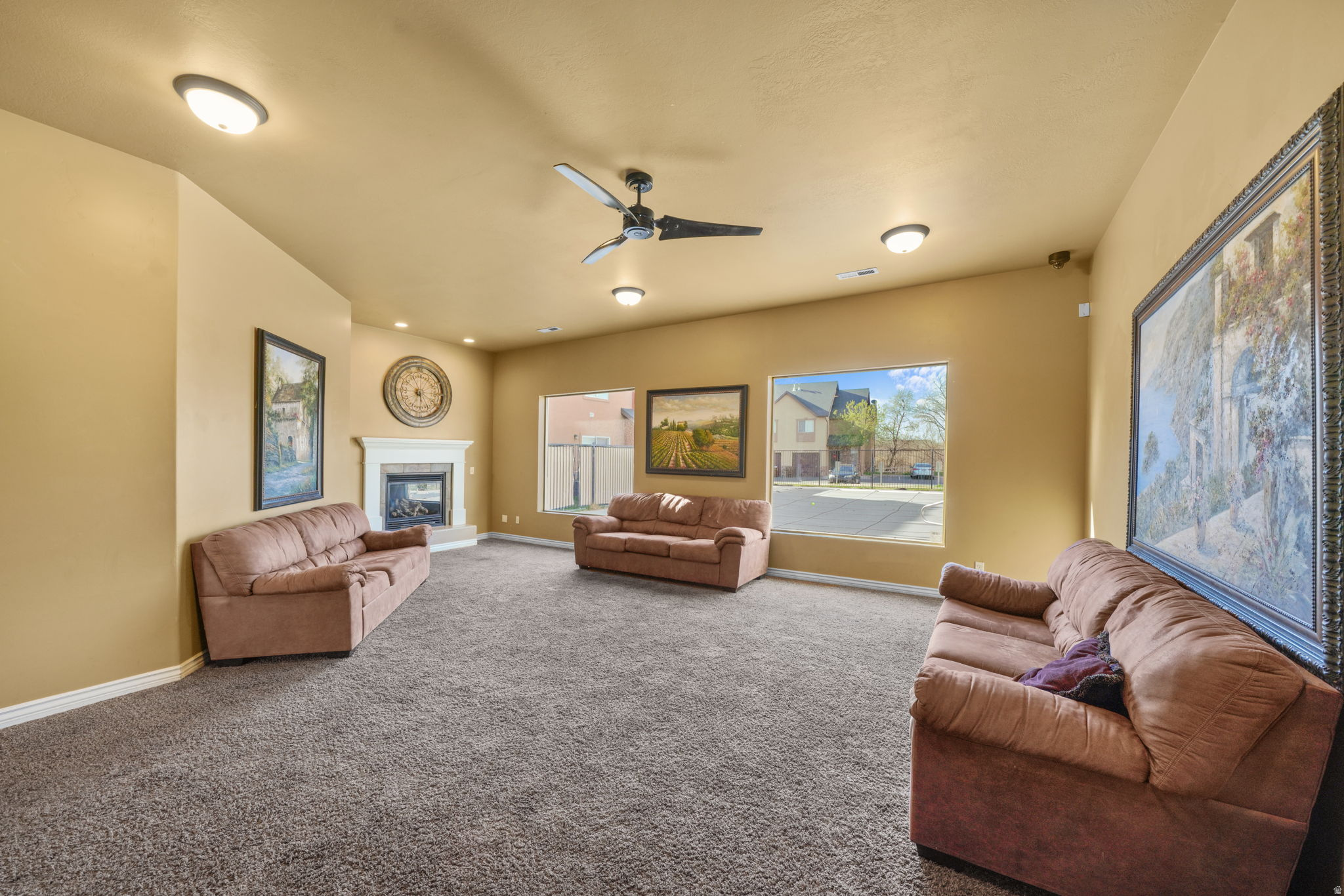 MAPLEWOOD - Residential