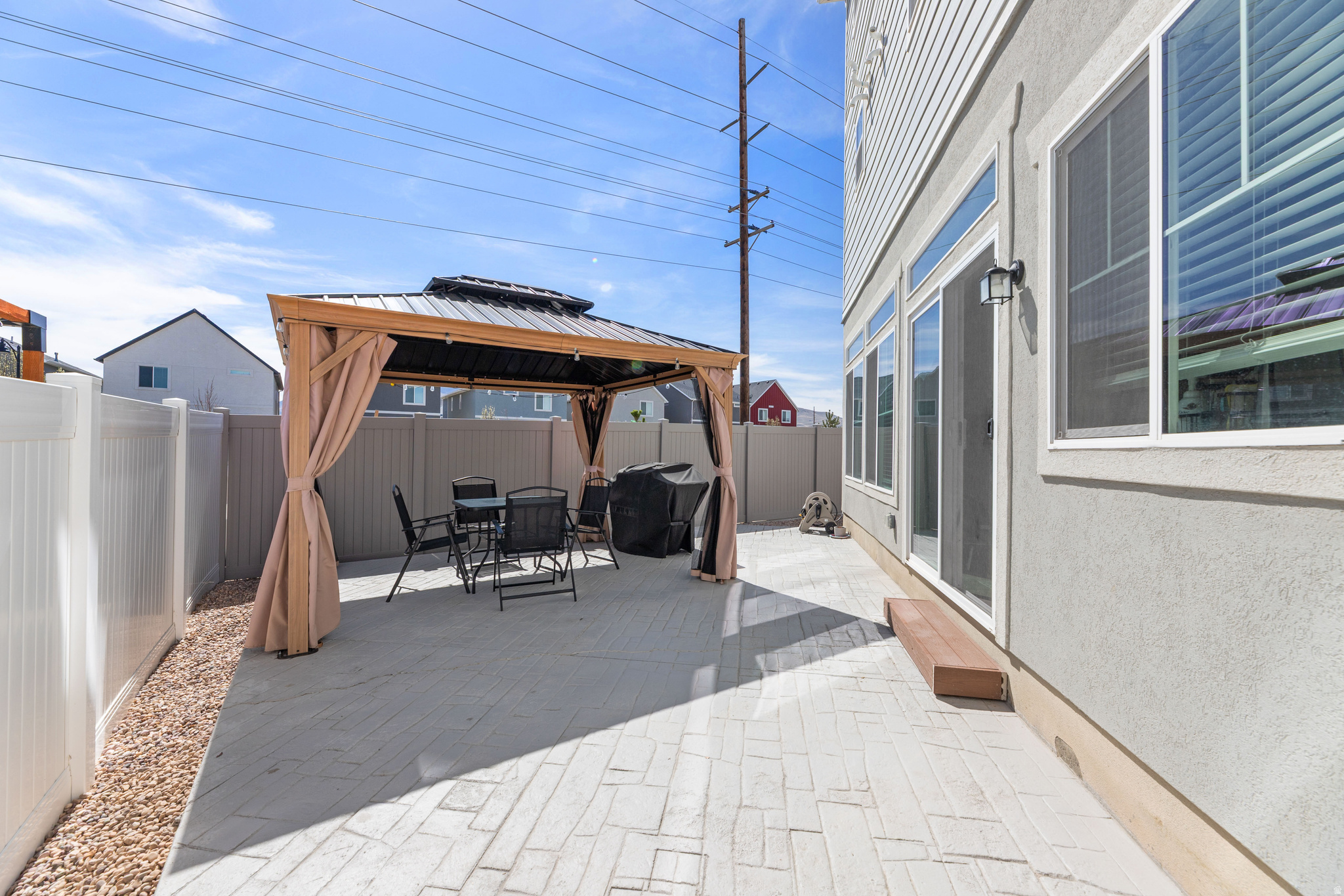 WANDER - Residential