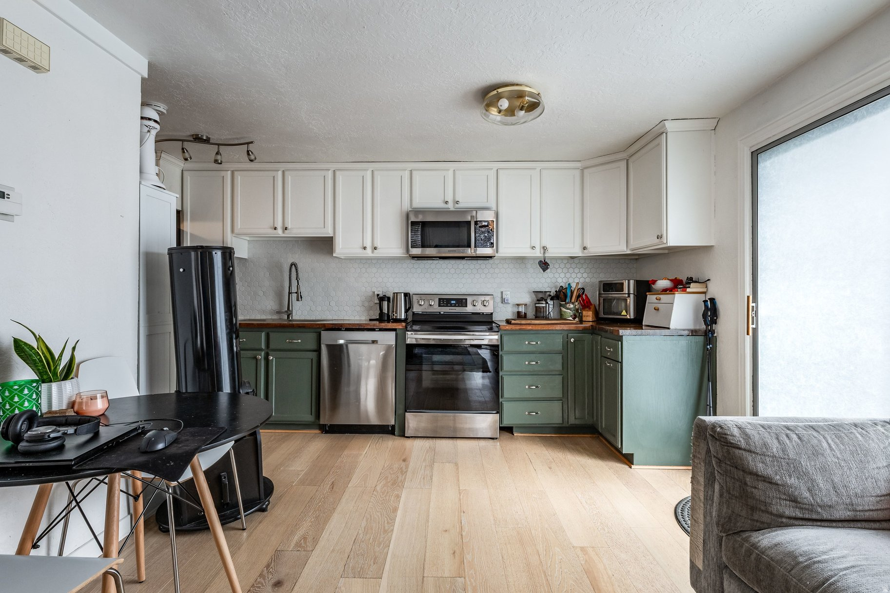 LITTLE MOUNT - Residential Income