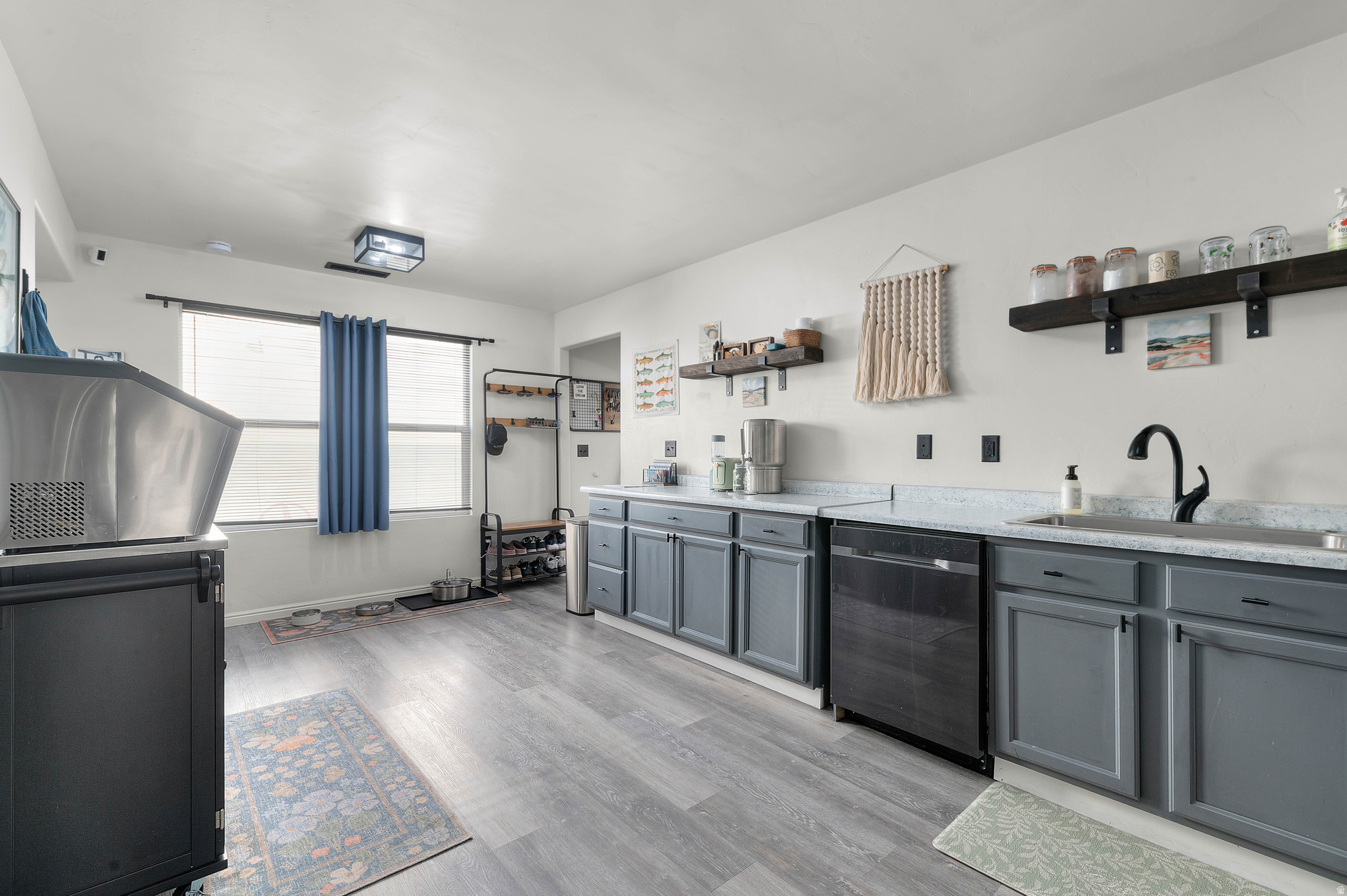 COMISKEY PARK GARDEN - Residential