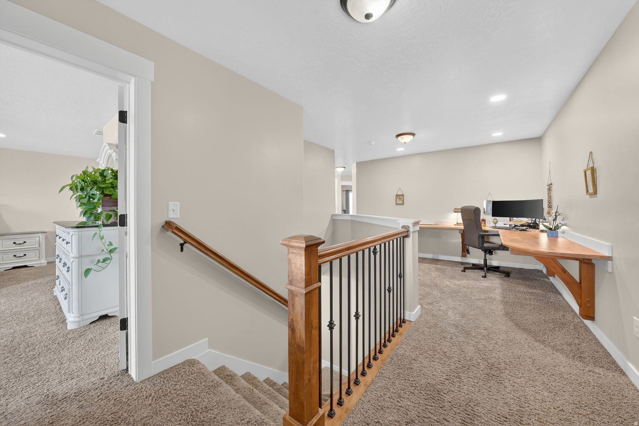 MT. AIREY - Residential