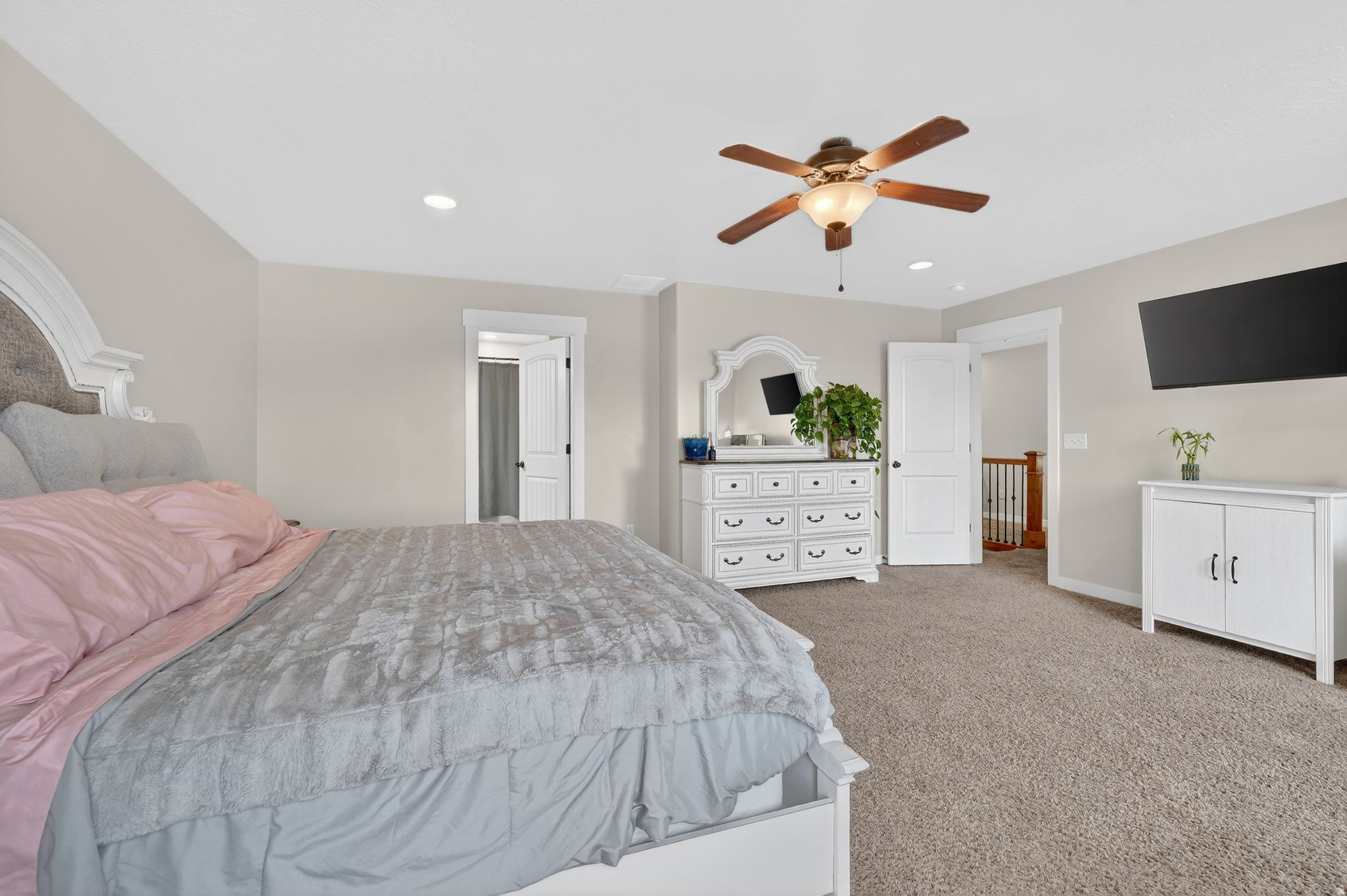 MT. AIREY - Residential