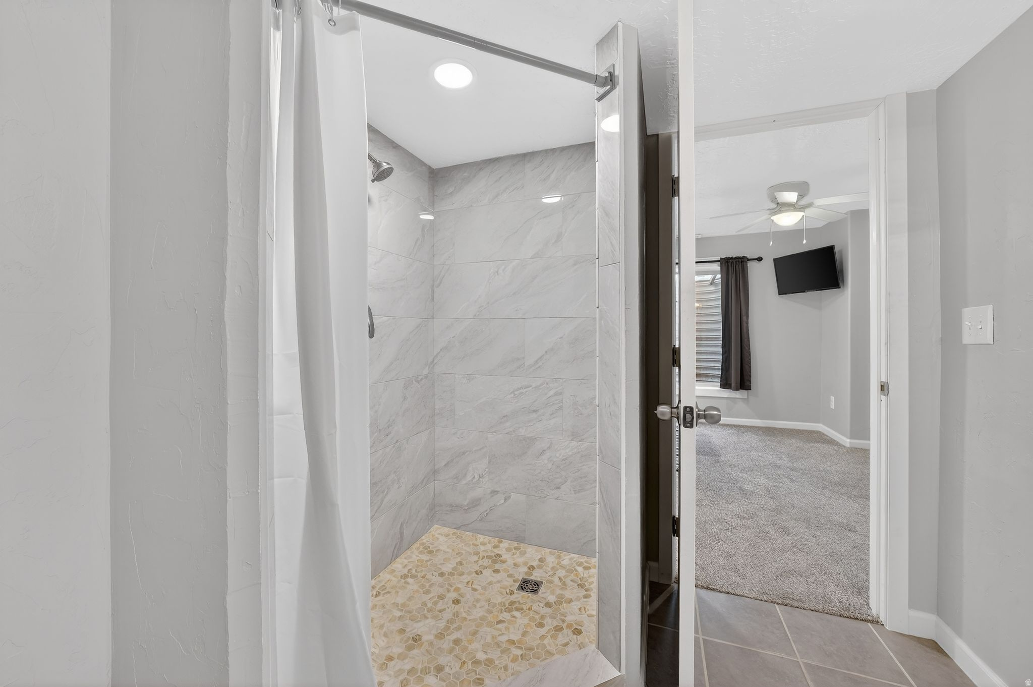 MT. AIREY - Residential