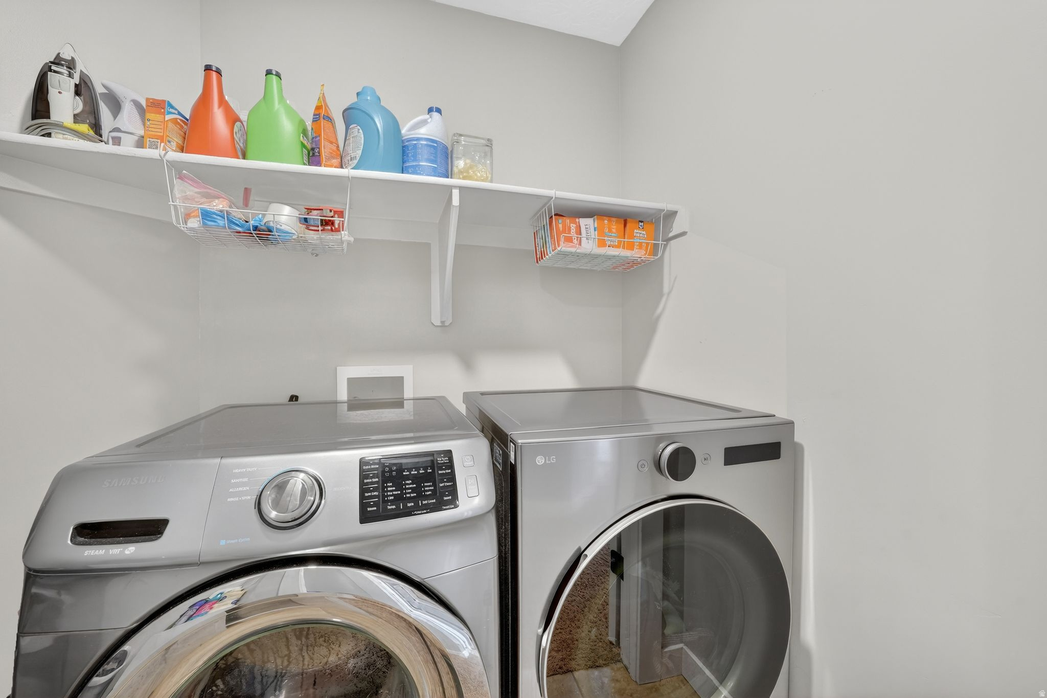 MT. AIREY - Residential