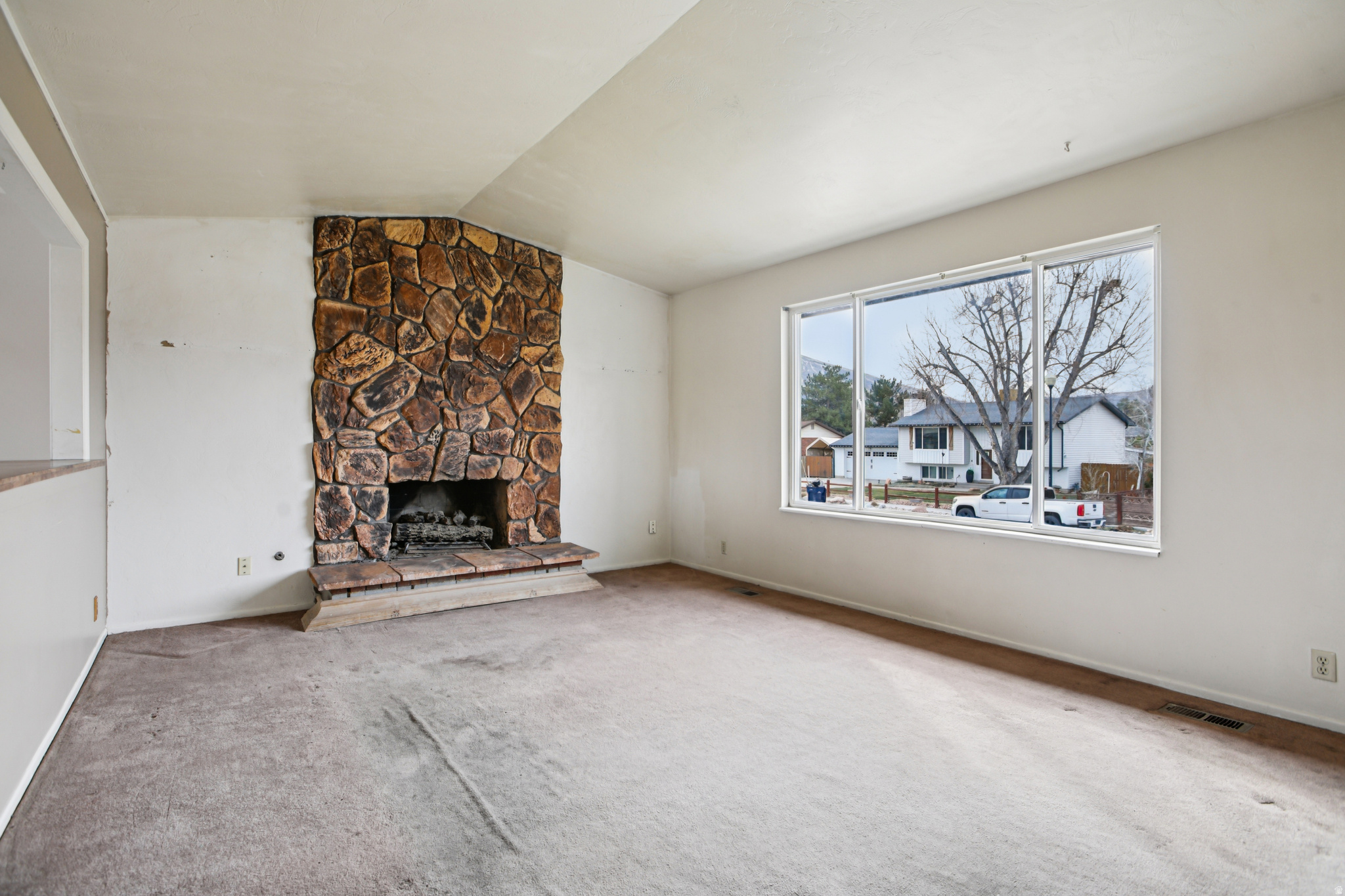 STORM MOUNTAIN TERRA - Residential