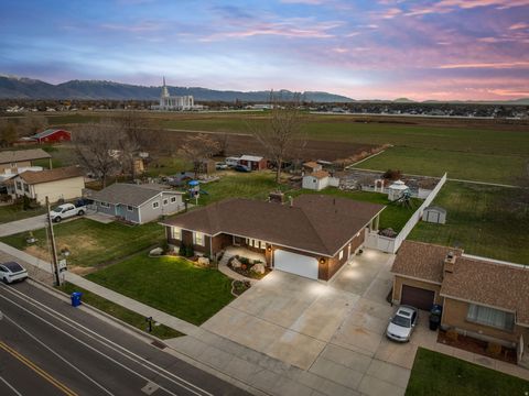 Tiny photo for 2885 W 700 S, Syracuse, UT 84075 (MLS # 2123971)