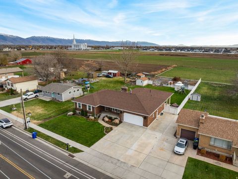 Tiny photo for 2885 W 700 S, Syracuse, UT 84075 (MLS # 2123971)