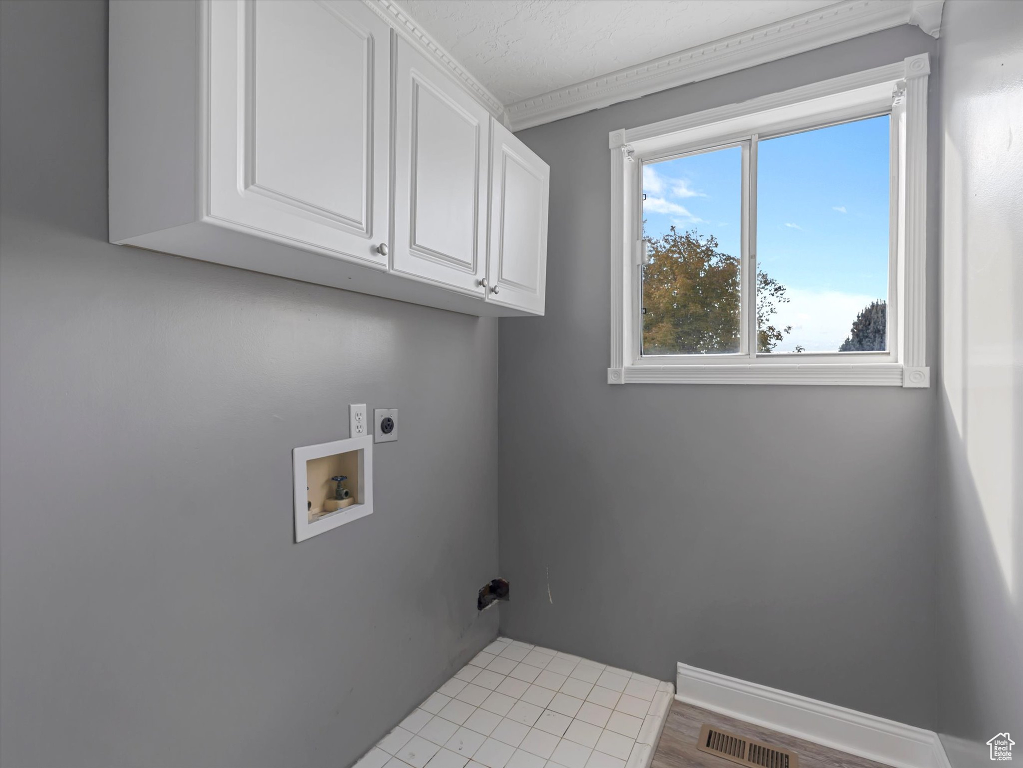 SHADOWBOOK - Residential