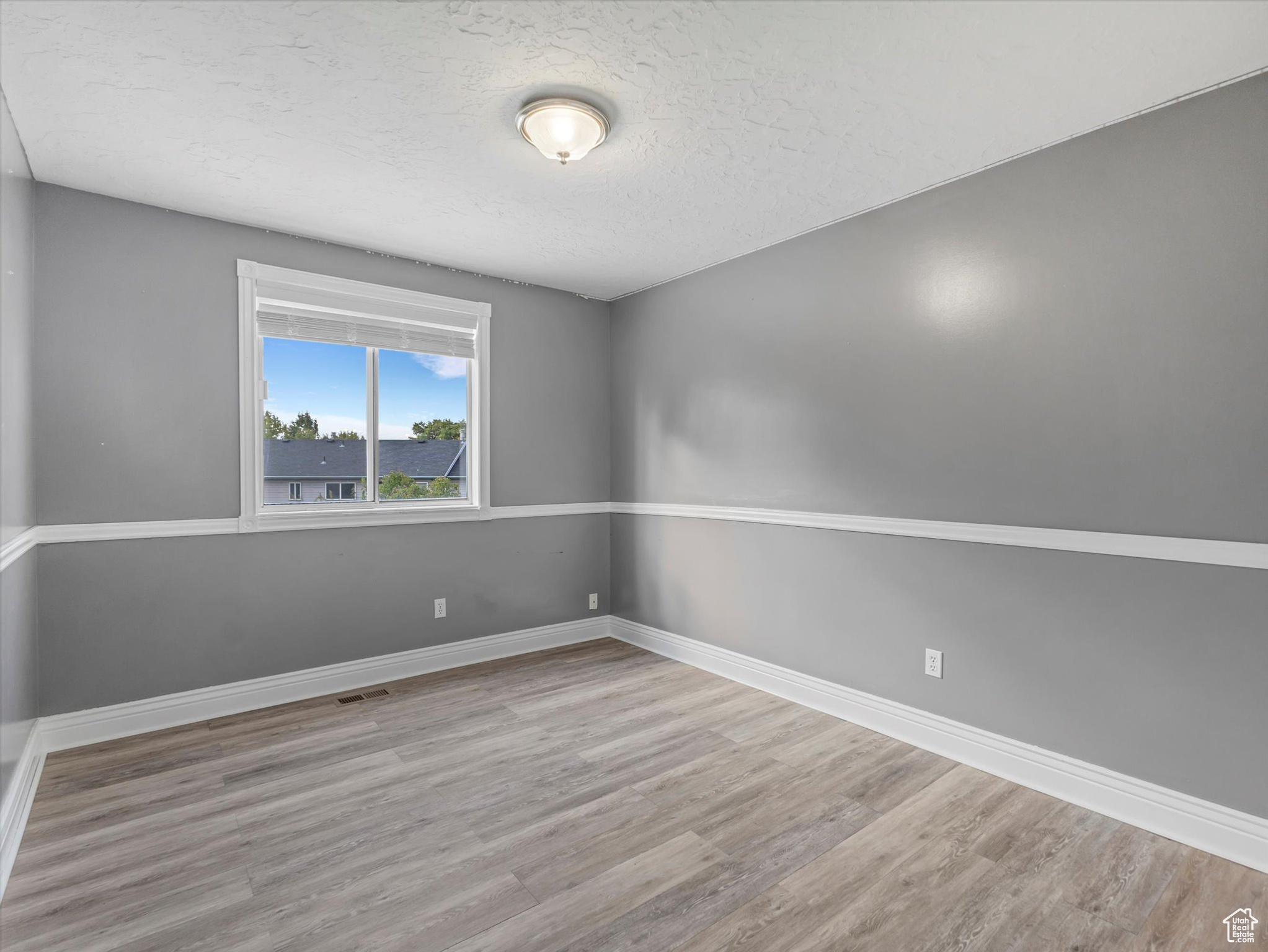 SHADOWBOOK - Residential