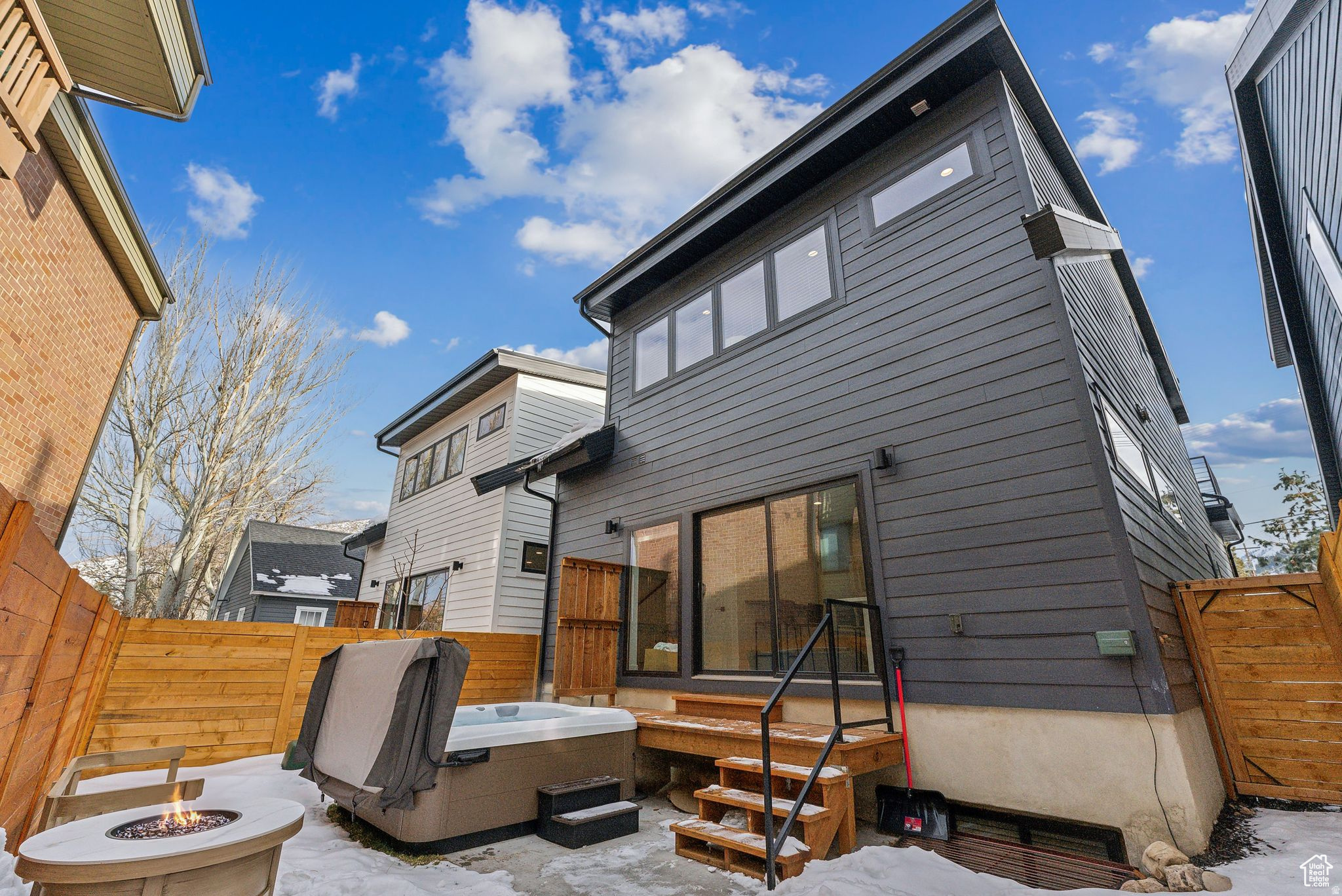 SNYDERS ADDITION - Residential